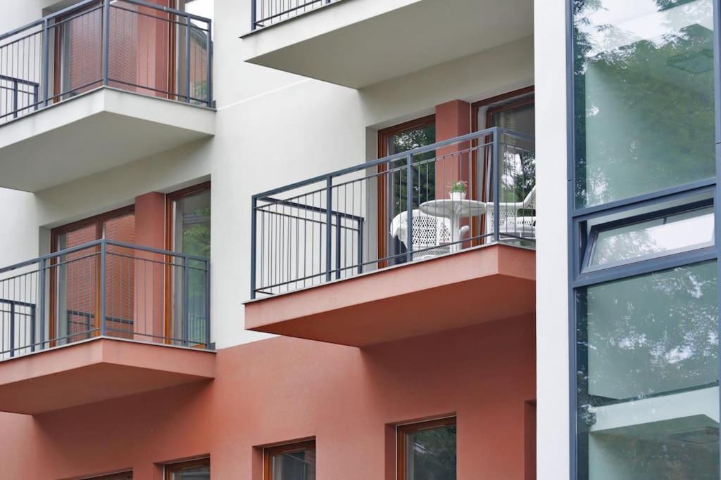 Ekskluzywny Apartament W Centrum Z Balkonem I Parkingiem Краков Экстерьер фото