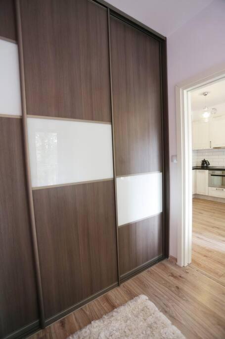 Ekskluzywny Apartament W Centrum Z Balkonem I Parkingiem Краков Экстерьер фото